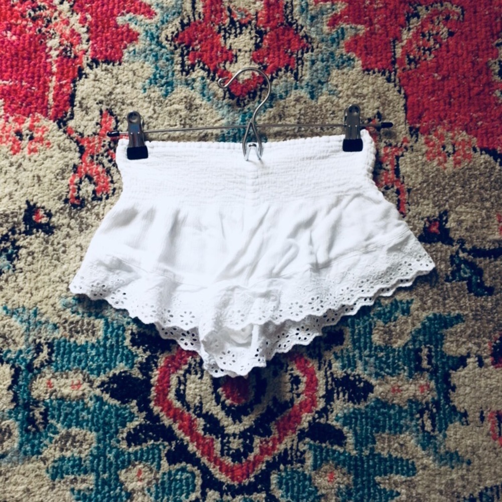 Mini Ruffle Shorts!